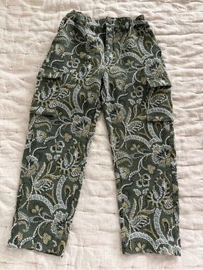 Maison Article floral Tapestry Cargo Joggers Size Medium